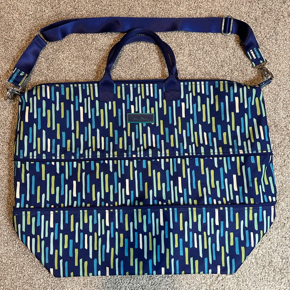 Vera Bradley Lighten Up Expandable Travel Bag